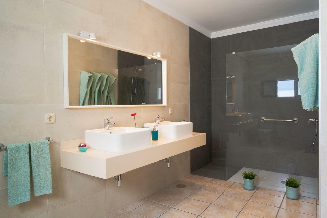 Casa Villa La Vega Tías Extérieur photo
